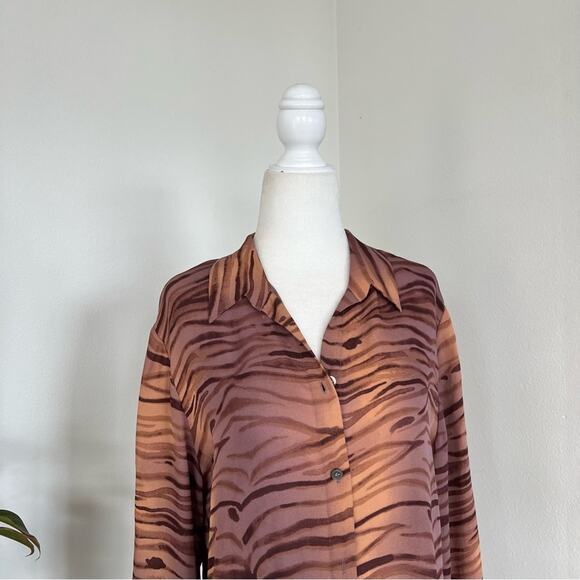 Alfani Abstract Line Print Ombre Button Front Silk Shirt - Picture 3 of 8